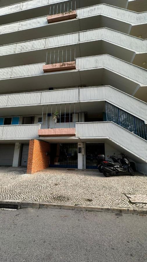 Airport Room Lisbon Exterior photo