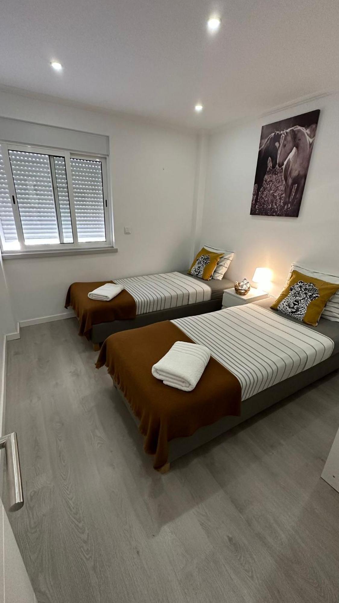 Airport Room Lisbon Exterior photo
