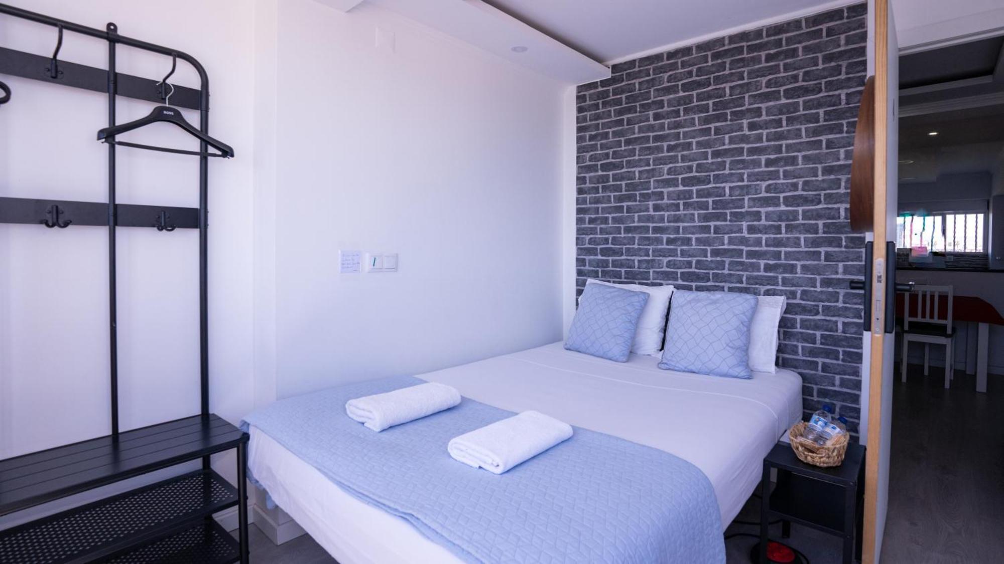 Airport Room Lisbon Exterior photo